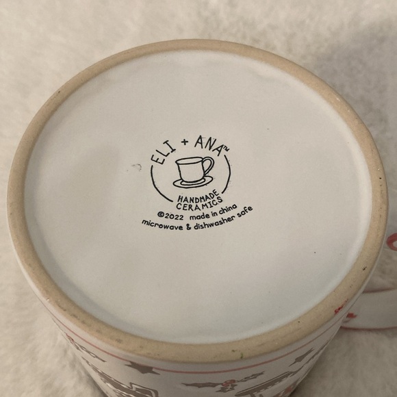 Eli & Ana 2022 Gingerbread Man Mug - Picture 5 of 5